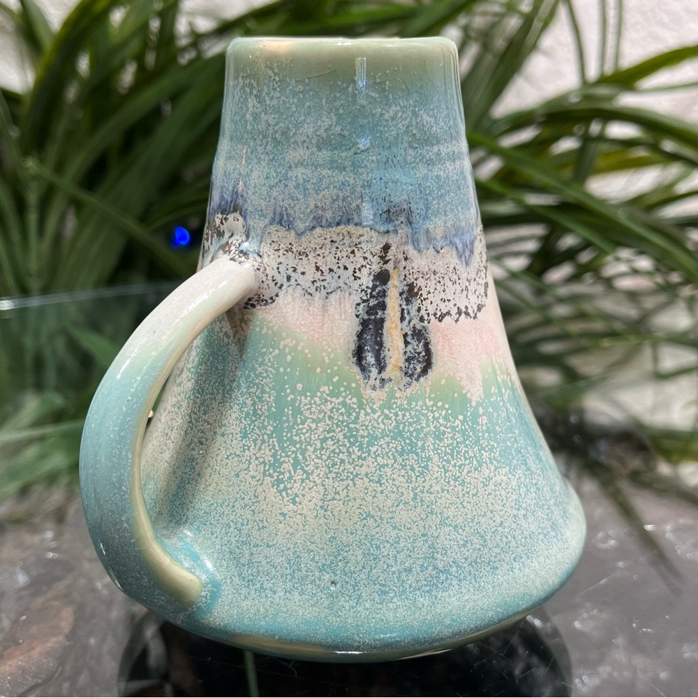 💥Vintage💥 Japanese Two Handle Design Mid Century 1960s Art Pottery - Picture 3 of 10